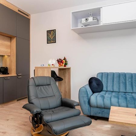 弗罗茨瓦夫Apartwro - Apartament Przy Wyspie Slodowej, Garaz, Projektor, Rowery公寓 外观 照片