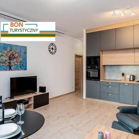 弗罗茨瓦夫Apartwro - Apartament Przy Wyspie Slodowej, Garaz, Projektor, Rowery公寓 外观 照片