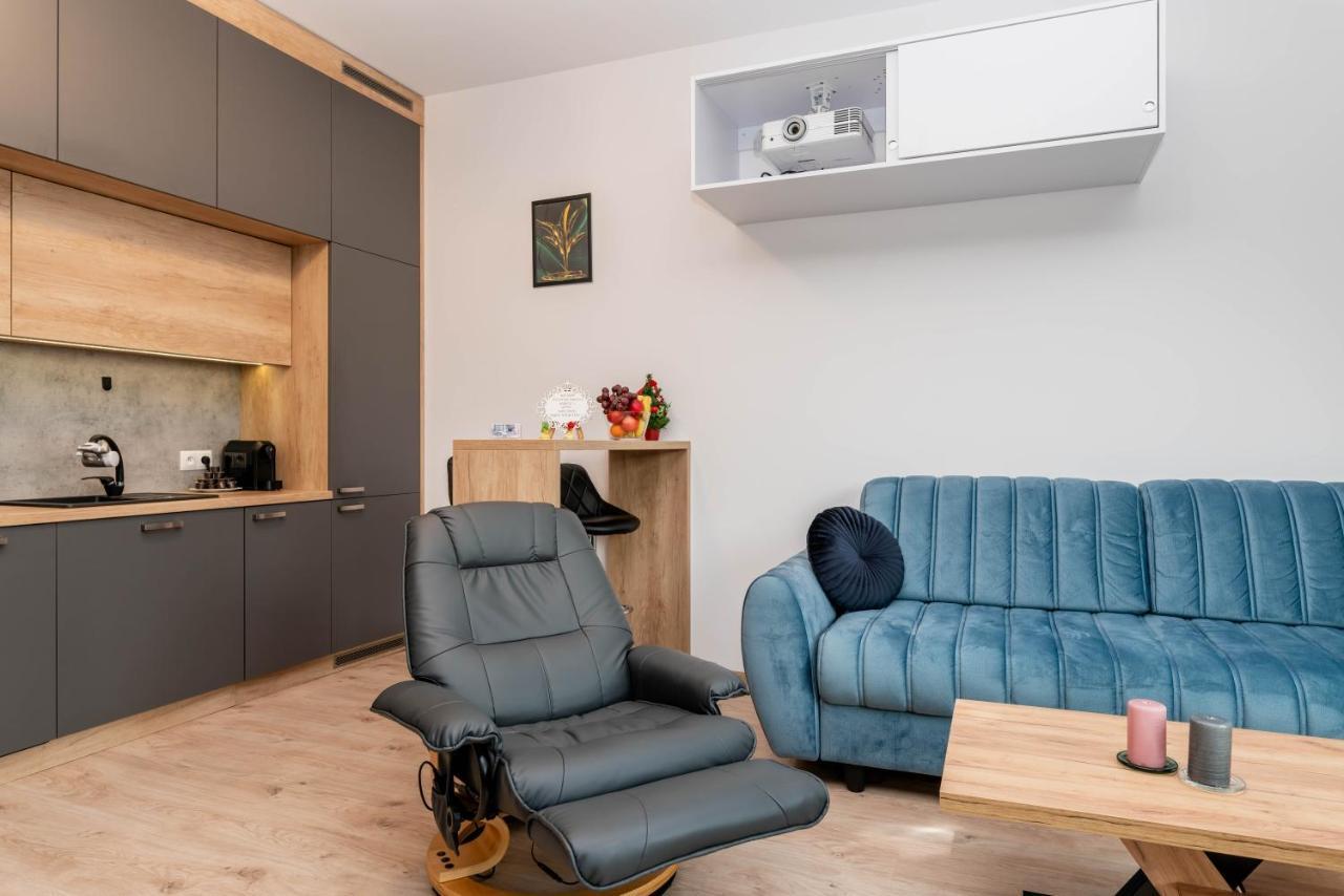 弗罗茨瓦夫Apartwro - Apartament Przy Wyspie Slodowej, Garaz, Projektor, Rowery公寓 外观 照片