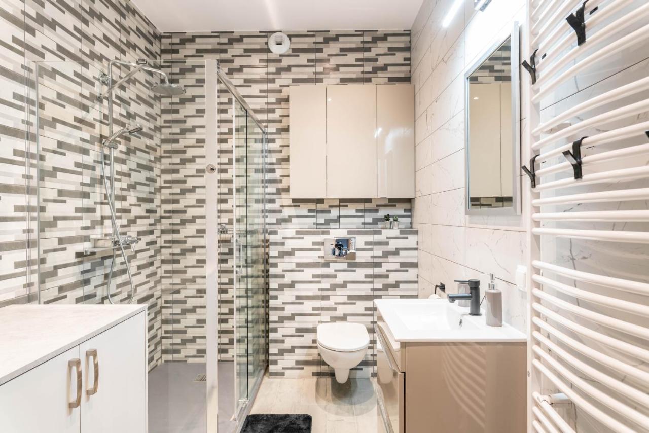 弗罗茨瓦夫Apartwro - Apartament Przy Wyspie Slodowej, Garaz, Projektor, Rowery公寓 外观 照片